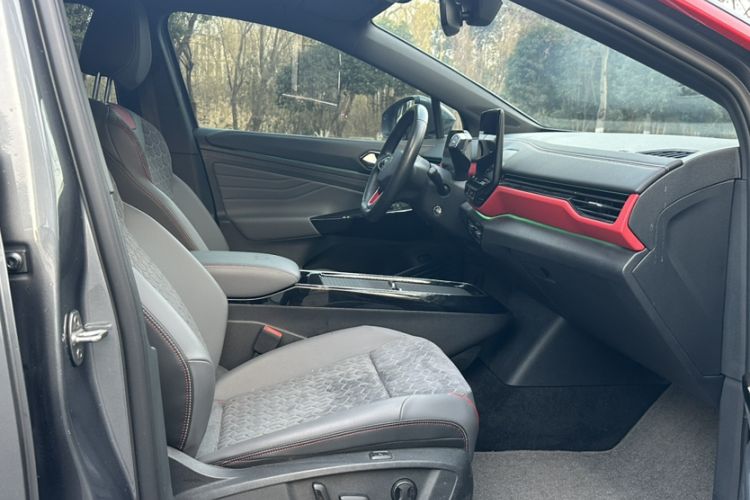 Used Volkswagen ID.4 X 2021 Pro Smart Long-Range Edition
