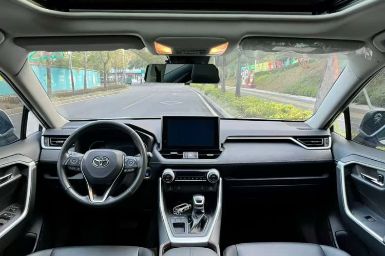 Used Toyota RAV4 2022 2.0L CVT Two-Wheel Drive Fashion Plus Edition