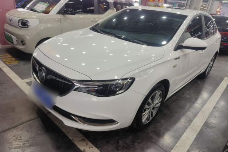 Used Buick GT 2018 18T Automatic Elite Model
