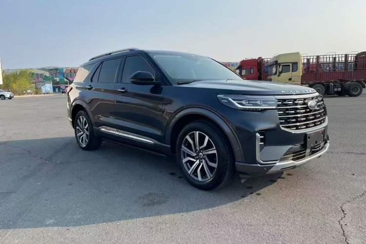 Used Ford Explorer 2023 EcoBoost 285 Four-Wheel Drive Titanium Edition 7-Seater
