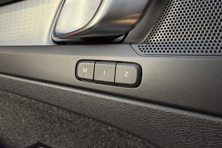 Used Volvo XC40 2021 T4 4x4 SmartDrive Fashion Edition
