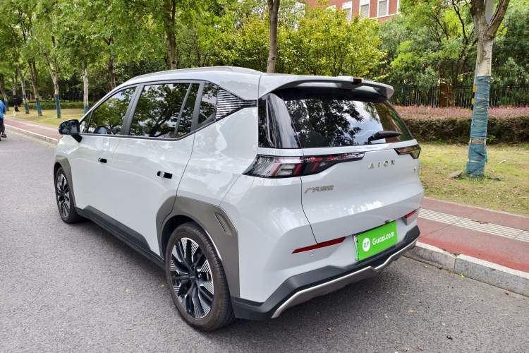 Used AION Y 2022 70 Tech Edition Lithium Iron Phosphate