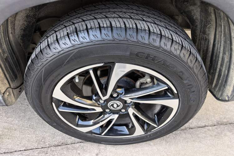 Used Dongfeng Fengon S560 2018 1.8L CVT Urban Model 5 Seats