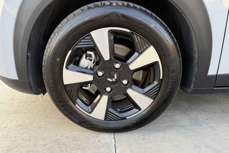 Used Wuling Bingo PLUS 2024 401 km Range 5-Seater Version
