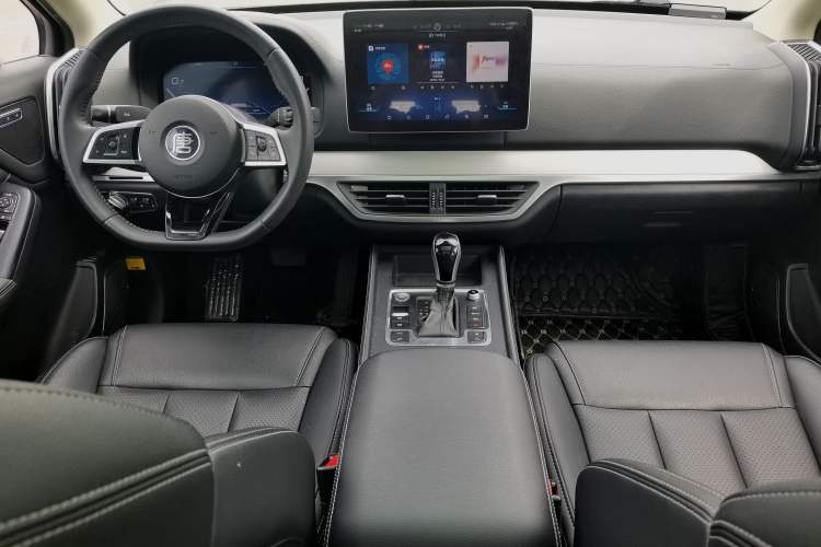 Used BYD Tang 2018 2.0T Automatic SmartConnect Prestige 7-Seater China V Standard
