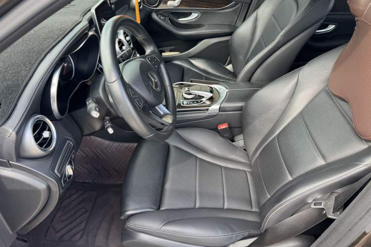 Used Mercedes-Benz GLC 2016 GLC 260 4MATIC Dynamic Edition
