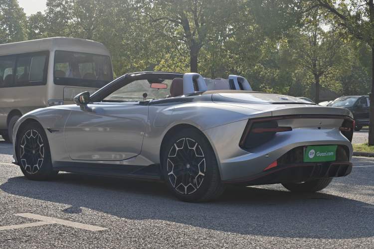 Used MG Cyberster 2024 501km Charming & Heartwarming Edition