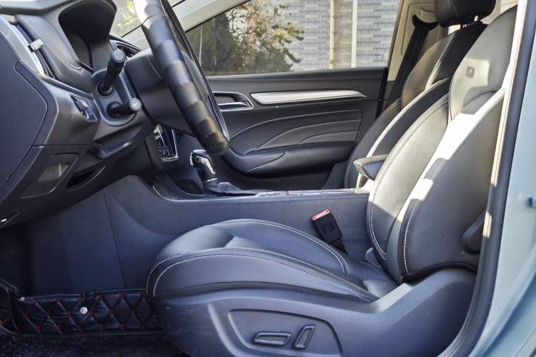 Used Roewe i6 2018 20T Automatic Internet ZhiZun Edition