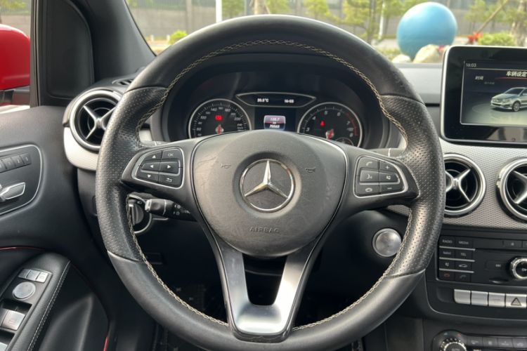Used Mercedes-Benz B-Class 2015 B 200 Fashion Model