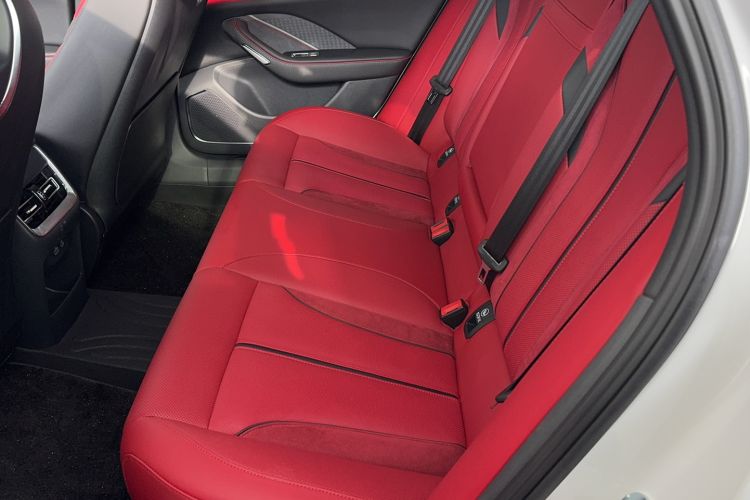 Used Hongqi H6 2024 2.0T ZhiZhen Edition
