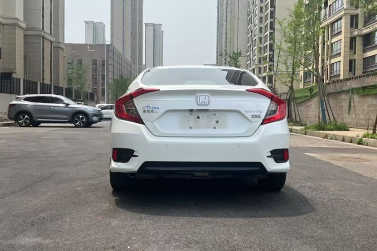 Used Honda Civic 2016 220TURBO CVT Luxury Edition
