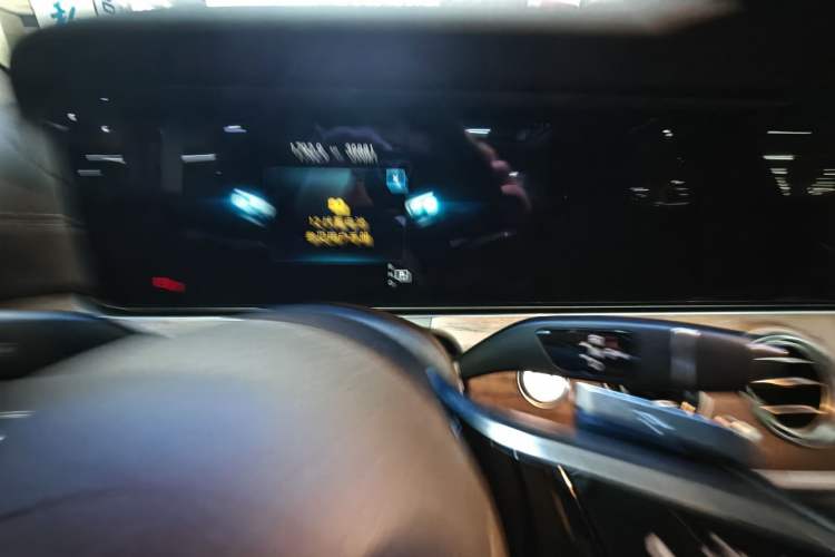 Used Mercedes-Benz E-Class 2022 Updated E 300 L Luxury Edition
