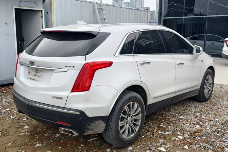 Used Cadillac XT5 2017 Anniversary Edition 25T Luxury Model
