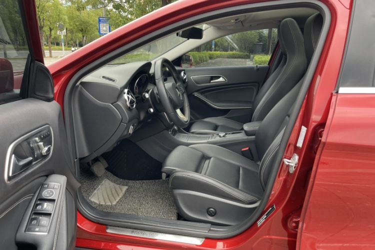 TDK.VehicleDetails.img