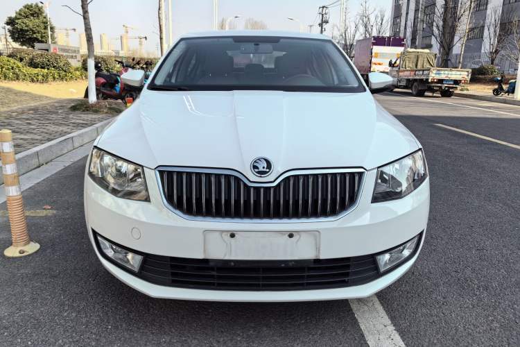 Used Skoda Octavia 2015 1.6L Automatic Yijie Edition