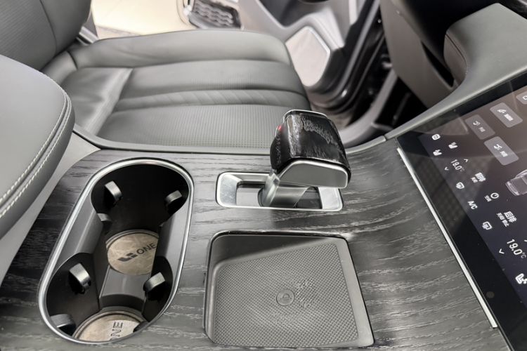 Used Li Auto ONE 2020 Extended-Range 6-Seater Version
