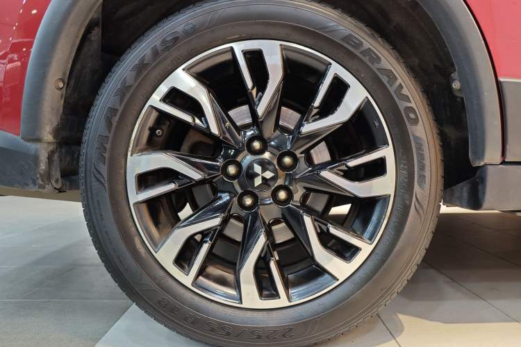 Used Mitsubishi Outlander 2019 2.0L Two-Wheel Drive Comfort Edition 5 Seats China V Standard