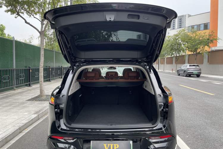 Used VOYAH FREE 2024 Ultra-Long Range Intelligent Driving Version
