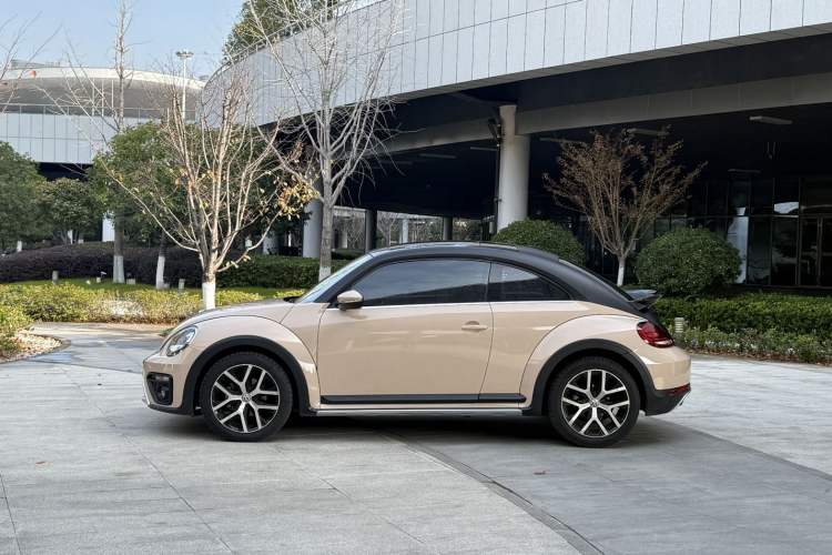 Used Volkswagen Beetle 2017 180TSI Dune Off-Road Edition
