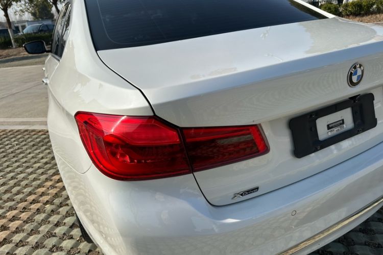 Used BMW 5 Series 2018 Facelifted 530Li xDrive Luxury Package
