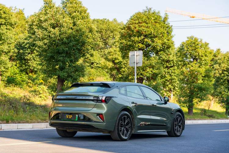 Used Zeekr 001 2025 WE Edition 100 kWh Rear-Wheel Drive
