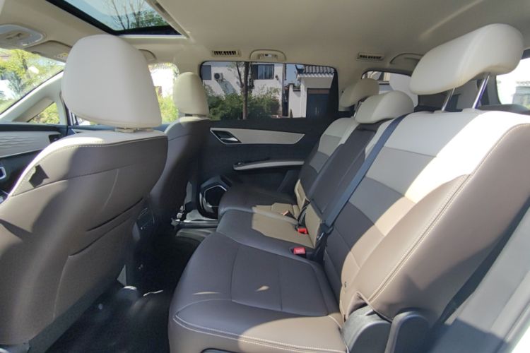 Used BYD Song MAX New Energy 2022 DM-i 105KM Prestige Model
