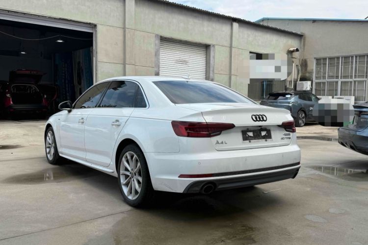 Used Audi A4L 2018 30th Anniversary Edition 40 TFSI Fashion Model
