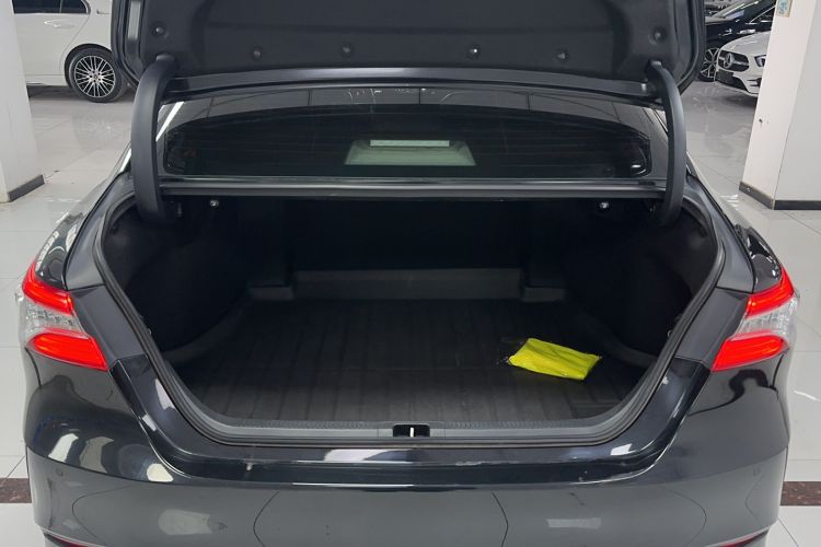 Used Toyota Camry 2021 2.5G Luxury Edition