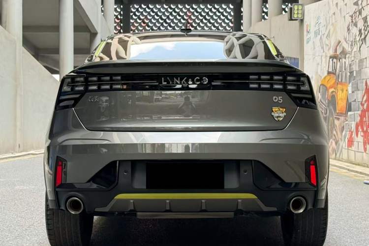 Used Lynk & Co 05 2022 2.0T Two-Wheel Drive Shine Halo
