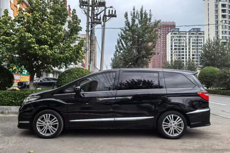 Used Honda Elysion 2016 2.4L Luxury Edition
