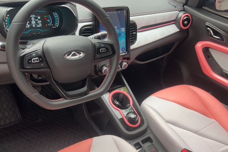 Used Chery Little Ant 2022 Restyled Version Sweet Pink Edition Half-Sugar Version 28.8 kWh 30 kW 301 km
