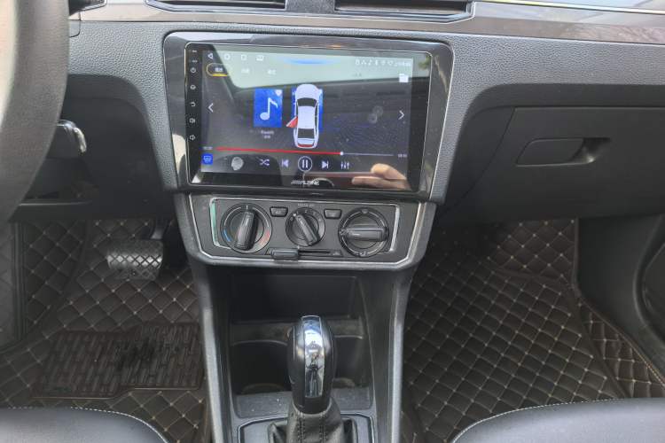 Used Volkswagen Santana 2016 1.6L Automatic Comfort Edition
