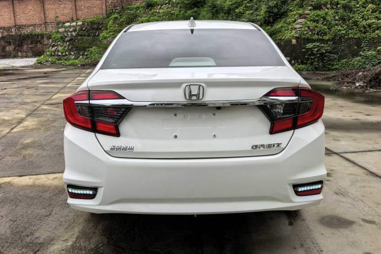 Used Honda Greiz 2016 1.5L CVT Comfort Version
