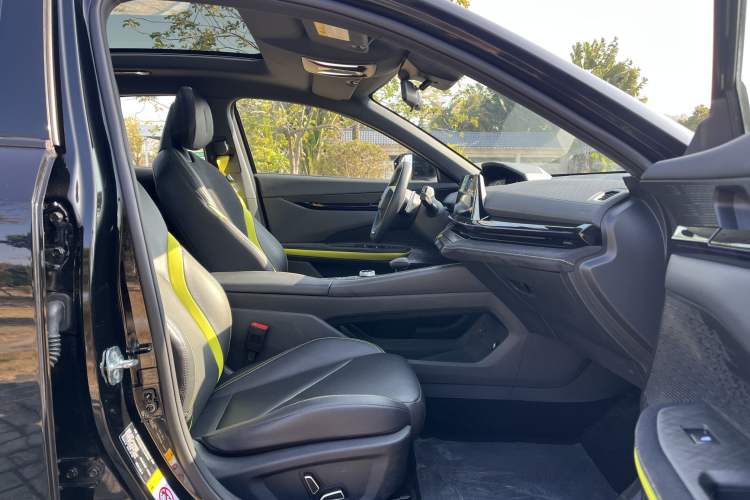 Used Changan UNI-V 2022 1.5T Sport Edition
