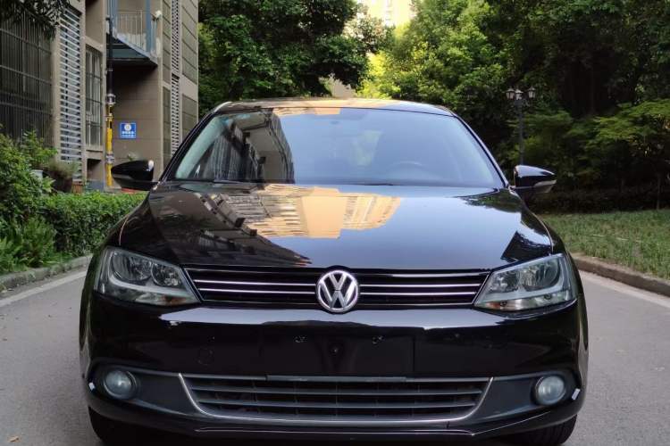 Used Volkswagen Sagitar 2014 Revised Version 1.6L Automatic Comfort Edition
