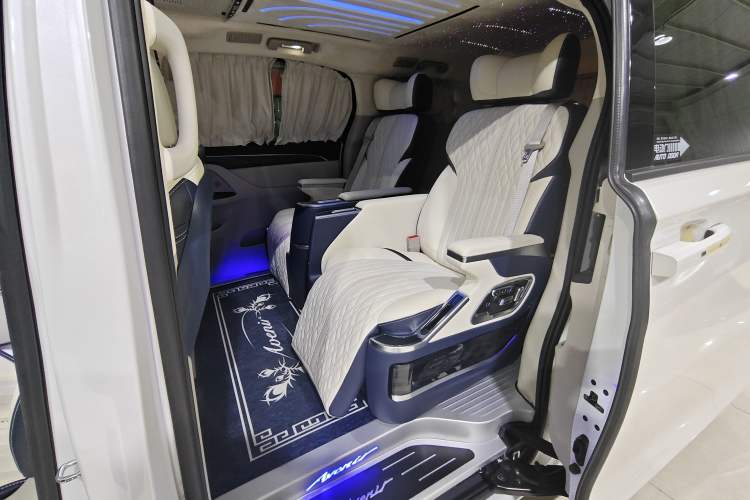 Used Buick GL8 2021 ES Landtrek 653T Comfort Edition