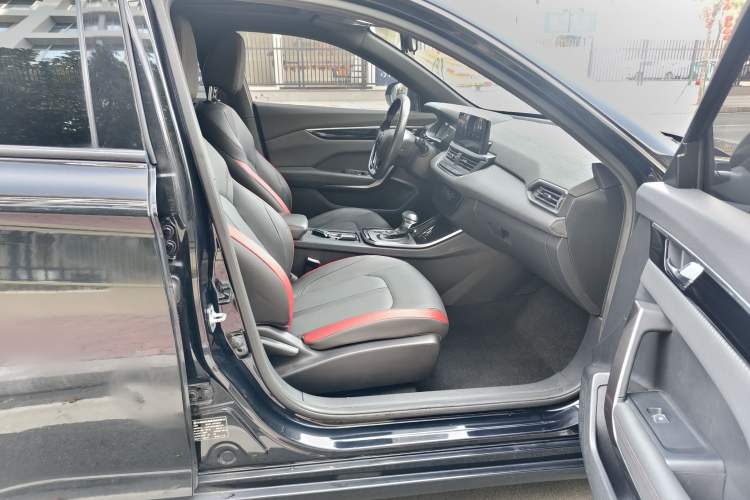 Used Dongfeng Aeolus Yixuan 2020 230T Automatic Glare-Proof Dark Knight Edition