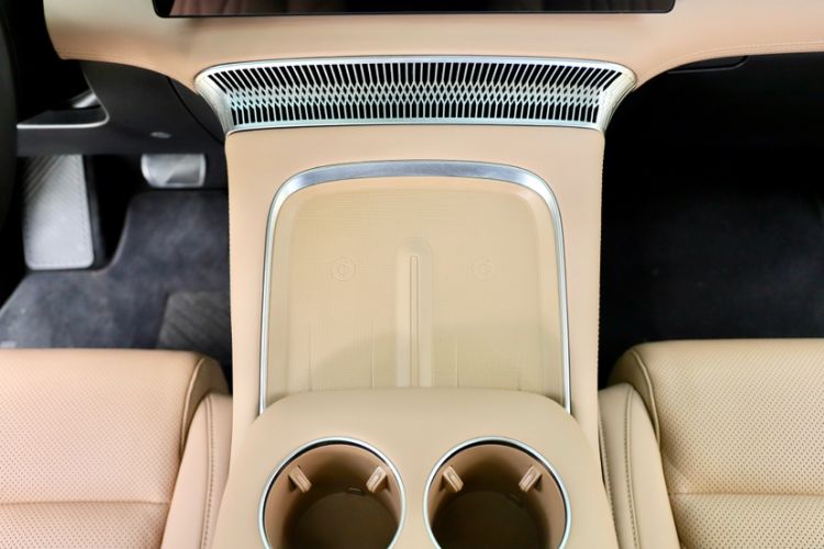 Used XPeng X9 2024 702 Ultra-Long Range Max