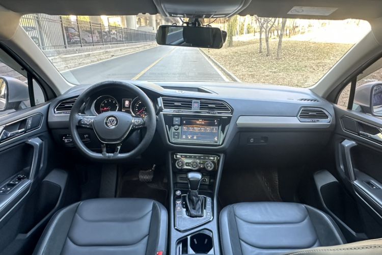 TDK.VehicleDetails.img