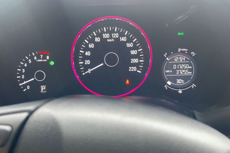 Used Honda Vezel 2020 1.5L CVT Pioneer Edition
