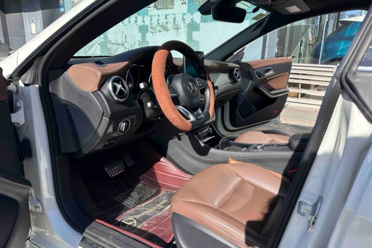 Used Mercedes-Benz CLA 2014 CLA 260 4MATIC
