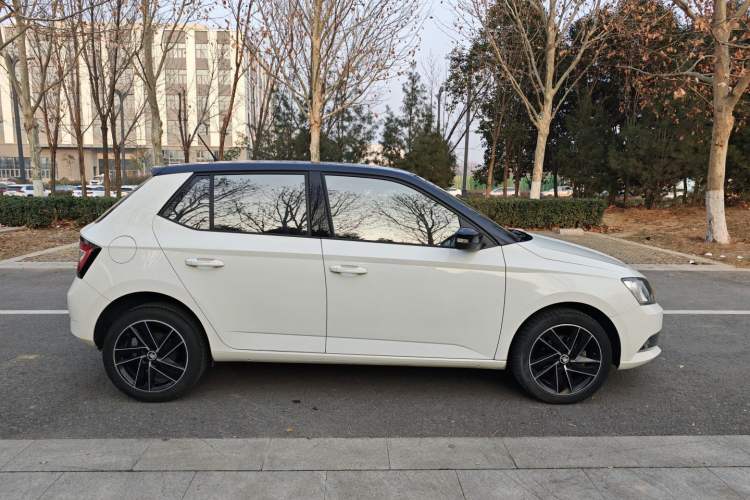 Used Skoda Fabia 2015 1.6L Automatic Sport Edition