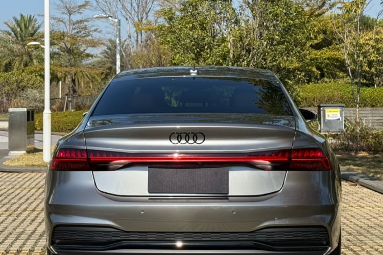 Used Audi A7L 2024 45 TFSI quattro S-line Black Warrior Edition
