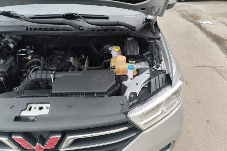 Used Wuling Hongguang 2018 1.5L S Comfort Model L2B
