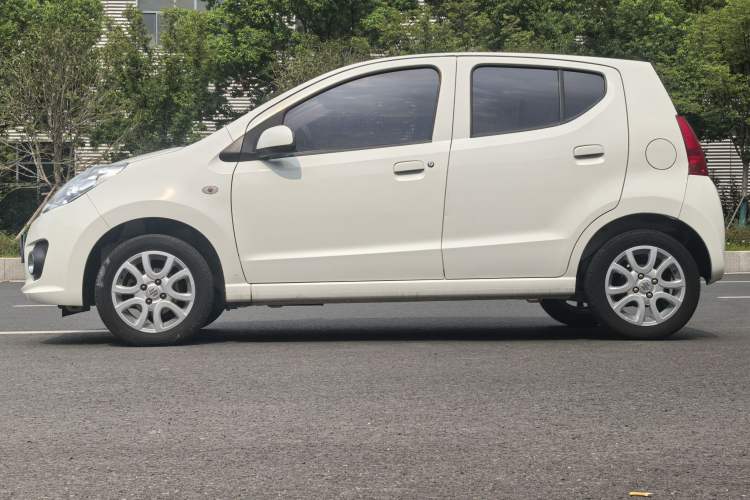Used Suzuki Alto 2016 1.0L Automatic Deluxe Xuan Dong Edition
