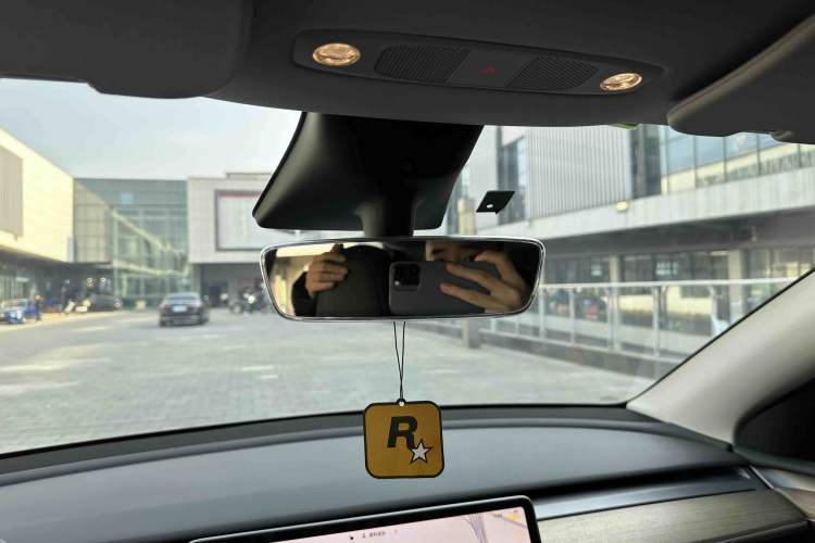 Used Tesla Model Y 2022 Revised Version Long-Range All-Wheel Drive