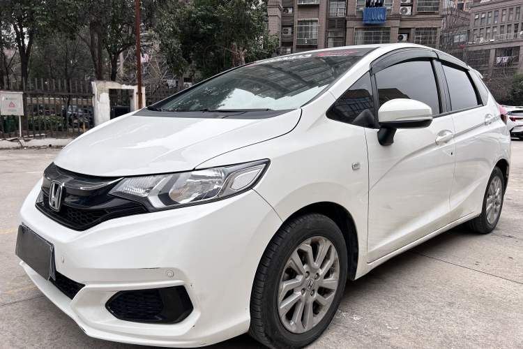 Used Honda Fit 2018 1.5L CVT Comfort Sunroof Version