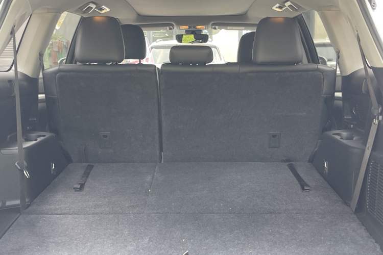 Used Toyota Highlander 2018 2.0T Four-Wheel Drive Luxury Version 7 Seats China VI Standard