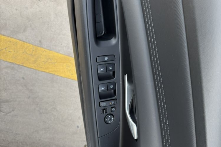 Used Hyundai Elantra 2023 1.5L CVT LUX Prestige Edition
