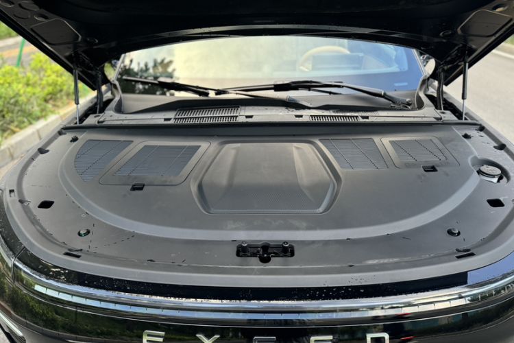 Used  Star Era ET 2025 Range-Extended 240 Pro All-Wheel Drive High-Speed Driver Assistance
